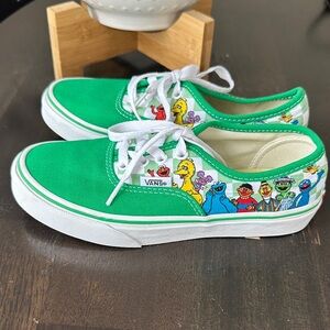 Kids Vans Sesame Street Sneakers Characters size 2 adorable!
